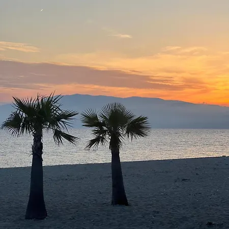 Blue Breeze Apart-danai B Daire Ofrínion