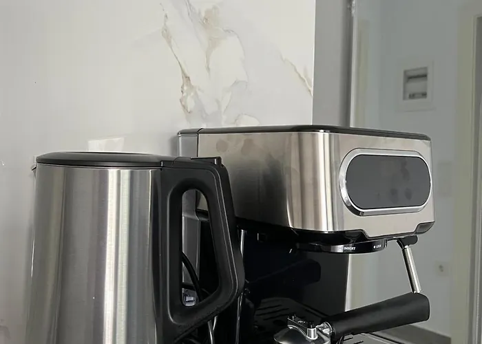 Blue Breeze Apart-danai B Ofrínion