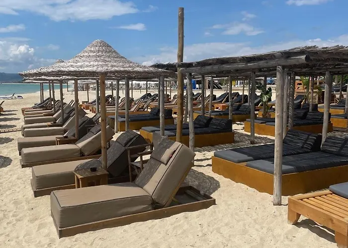 Blue Breeze Apart-danai B 公寓 Ofrínion